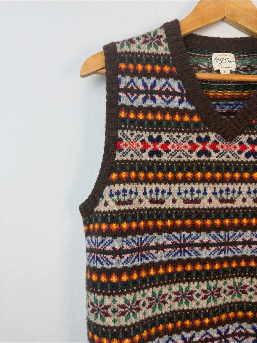 J. Crew Men’s Lambswool Fair Isle Sweater Vest Small Winter Layer Preppy Classic - Picture 7 of 16